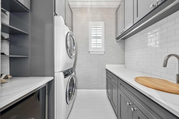 Interior, Utility Closets, Washer