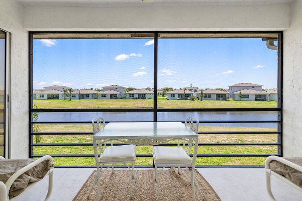 Dining room, Interior, Sun Room, Water