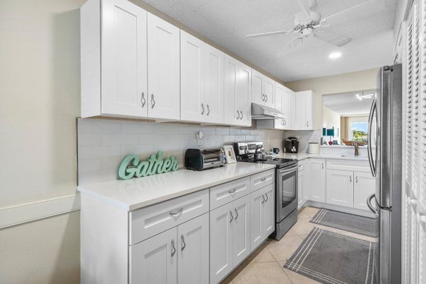 Interior, Kitchen, Recessed Lighting
