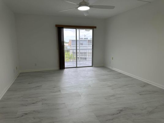 Empty room, Interior, Marble