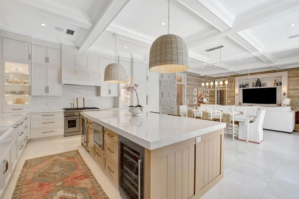 Dining room, Interior, Kitchen, Living room, Pendant Lights, Recessed Lighting, Stainless Steel Appliances