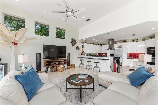 Interior, Kitchen, Living room, Recessed Lighting, Stainless Steel Appliances