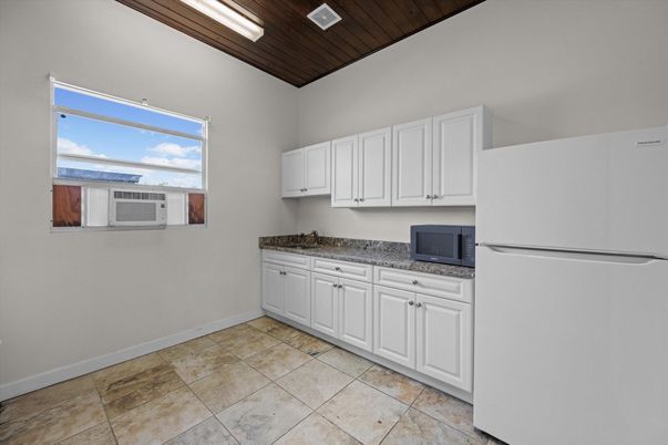 Interior, Kitchen, Wooden Ceilings