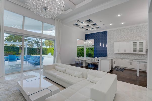 Chandelier, Dining room, Interior, Kitchen, Living room, Recessed Lighting, Wood Texture Flooring