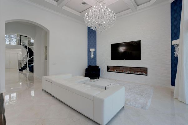 Chandelier, Fireplace, Interior, Living room, Recessed Lighting