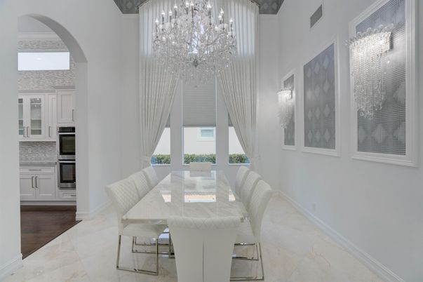Chandelier, Dining room, Interior, Kitchen, Wood Texture Flooring