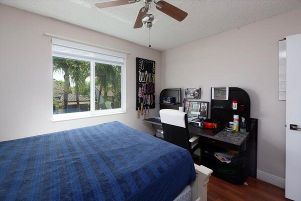 Bedroom, Home Office, Interior, Wood Texture Flooring