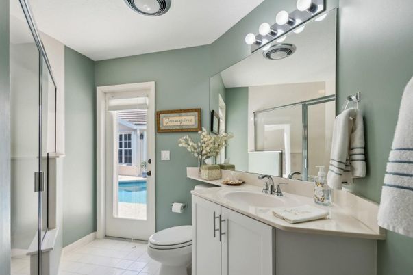 Bathroom, Glass Shower, Interior