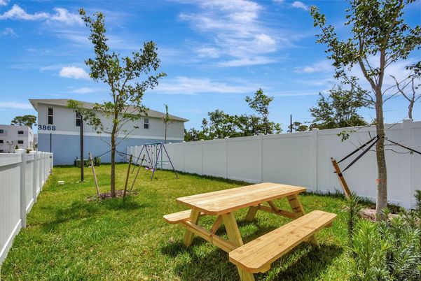 Backyard, Exterior