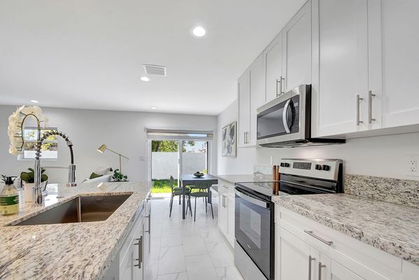 Dining room, Interior, Kitchen, Marble, Recessed Lighting