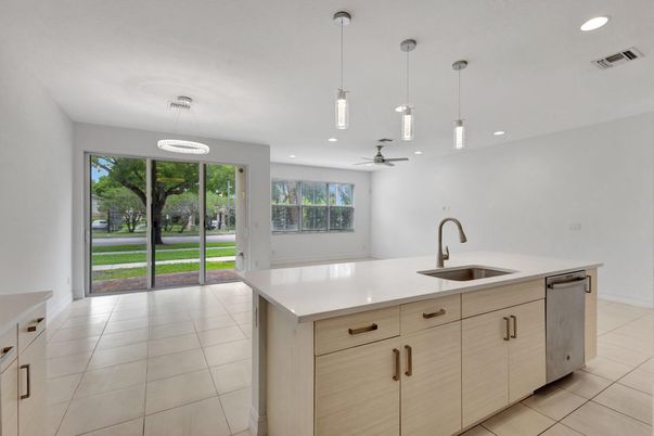 Interior, Kitchen, Pendant Lights, Recessed Lighting