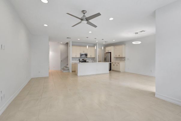 Empty room, Interior, Kitchen, Pendant Lights, Recessed Lighting, Stainless Steel Appliances