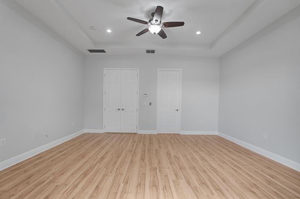 Empty room, Interior, Recessed Lighting, Wood Texture Flooring
