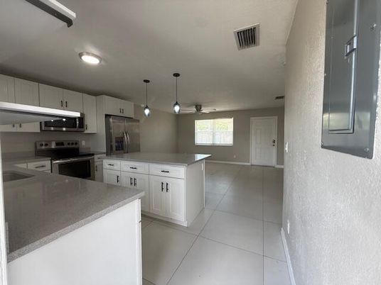 Interior, Kitchen, Pendant Lights, Stainless Steel Appliances