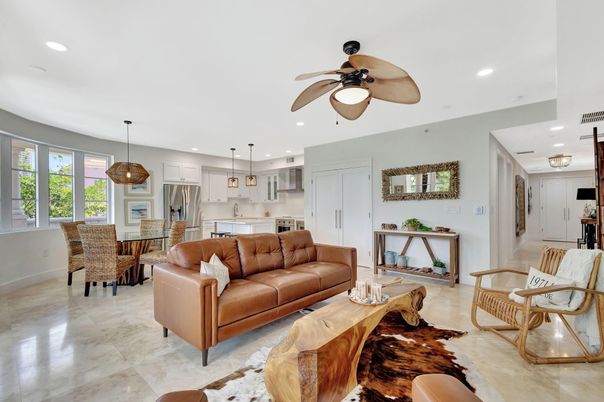 Dining room, Interior, Kitchen, Living room, Pendant Lights, Recessed Lighting, Stainless Steel Appliances