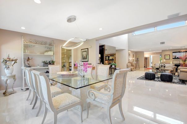 Dining room, Interior, Living room, Pendant Lights, Recessed Lighting