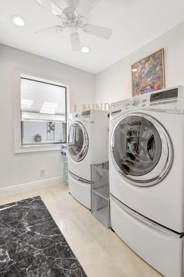 Interior, Recessed Lighting, Washer