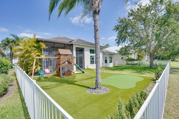 Backyard, Exterior, Playground