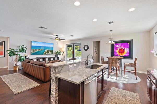Dining room, Interior, Kitchen, Living room, Pendant Lights, Recessed Lighting, Wood Texture Flooring