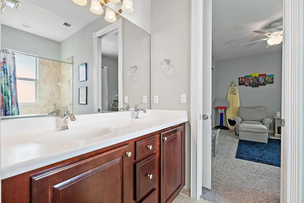 Bathroom, Dual Sink Vanities, Interior