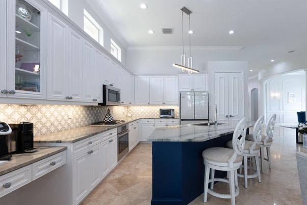 Interior, Kitchen, Pendant Lights, Recessed Lighting, Stainless Steel Appliances