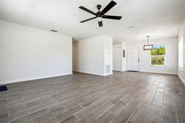 Empty room, Interior, Pendant Lights, Wood Texture Flooring