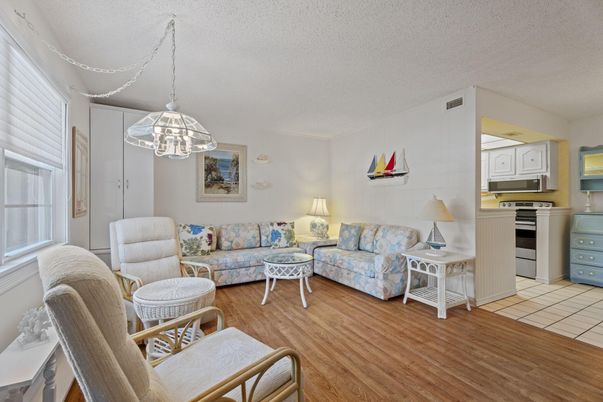 Interior, Kitchen, Living room, Pendant Lights, Stainless Steel Appliances, Wood Texture Flooring