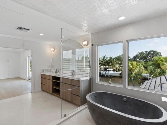 Bathroom, Dual Sink Vanities, Free Standing Baths, Interior, Recessed Lighting, Water