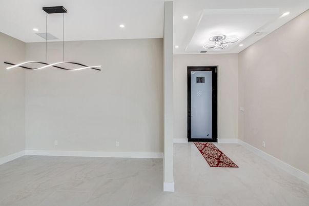 Empty room, Interior, Pendant Lights, Recessed Lighting