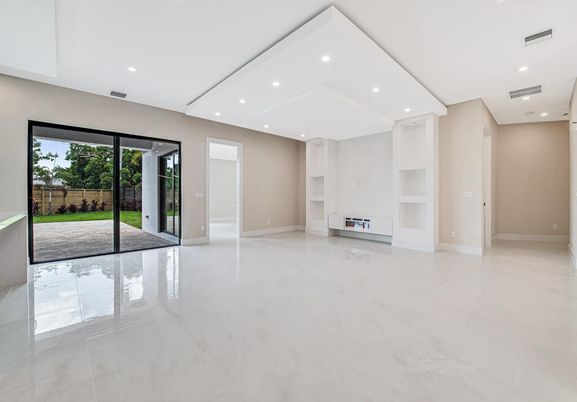 Empty room, Fireplace, Interior, Pendant Lights, Recessed Lighting