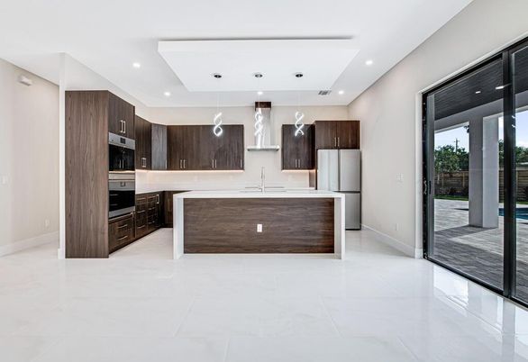 Interior, Kitchen, Pendant Lights, Recessed Lighting, Stainless Steel Appliances