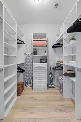 Home Office, Interior, Walk-in Closets, Wood Texture Flooring