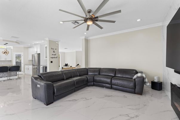 Interior, Kitchen, Living room, Marble, Pendant Lights, Recessed Lighting, Stainless Steel Appliances