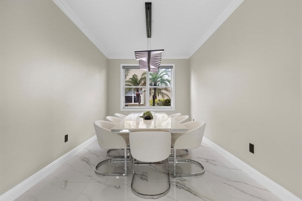 Dining room, Interior, Marble, Pendant Lights
