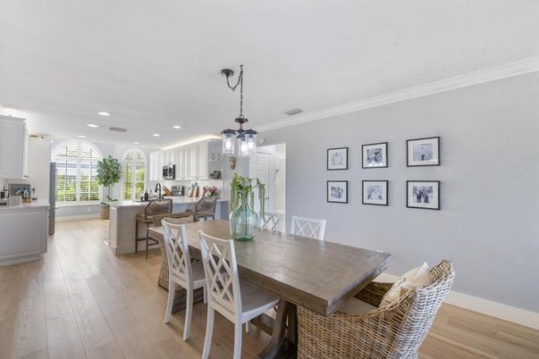 Dining room, Interior, Kitchen, Pendant Lights, Recessed Lighting, Wood Texture Flooring
