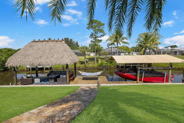 Backyard, Exterior, Water