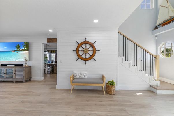 Interior, Recessed Lighting, Wood Texture Flooring
