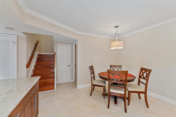Dining room, Interior, Pendant Lights