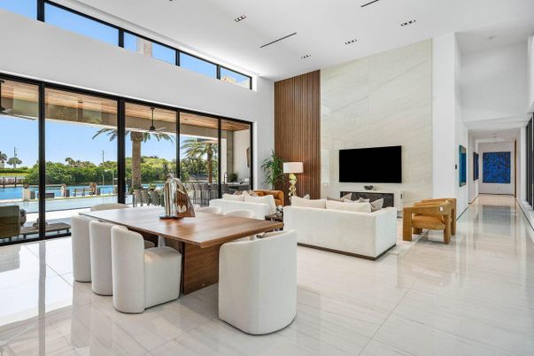 Dining room, Interior, Living room, Recessed Lighting, Water