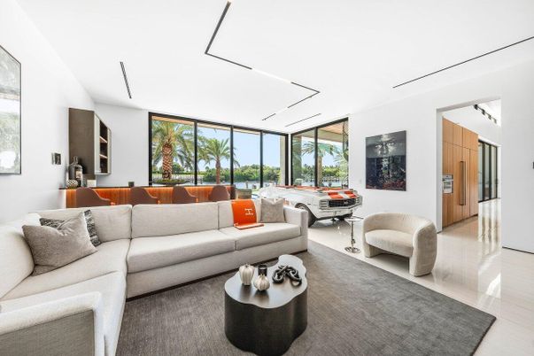 Interior, Living room