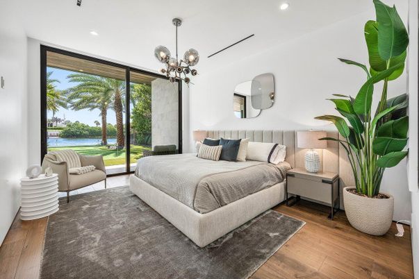 Bedroom, Interior, Pendant Lights, Recessed Lighting, Water, Wood Texture Flooring