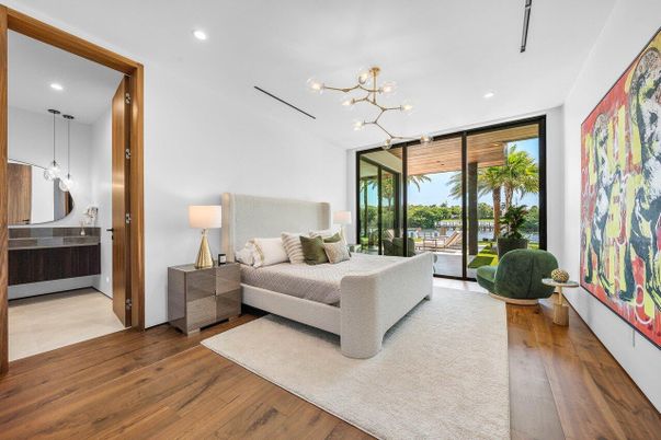 Bedroom, Interior, Pendant Lights, Recessed Lighting, Water, Wood Texture Flooring