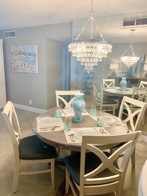 Chandelier, Dining room, Interior