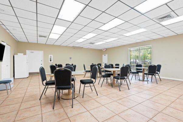 Dining room, Interior, Recessed Lighting