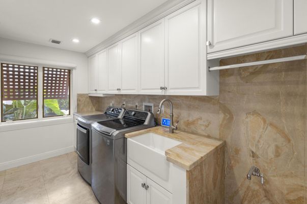 Interior, Recessed Lighting, Washer