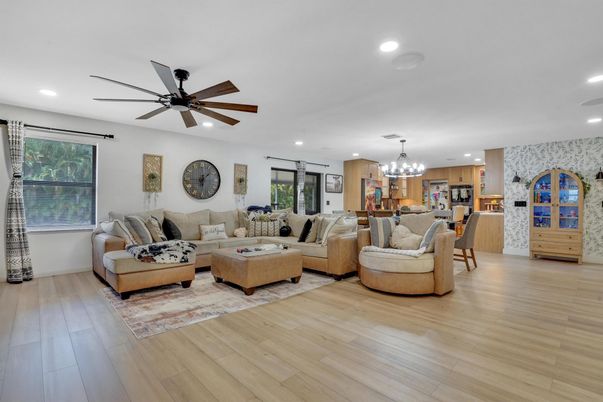Chandelier, Dining room, Interior, Kitchen, Living room, Recessed Lighting, Wood Texture Flooring