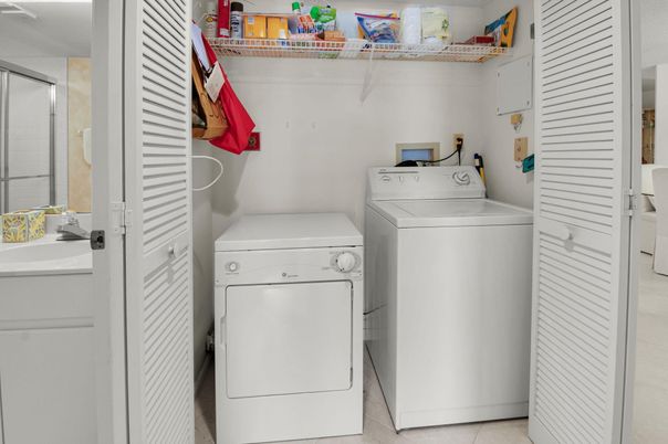 Interior, Utility Closets, Washer