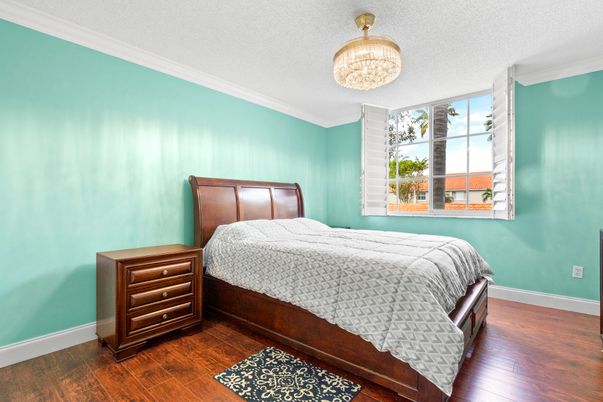 Bedroom, Chandelier, Interior, Wood Texture Flooring