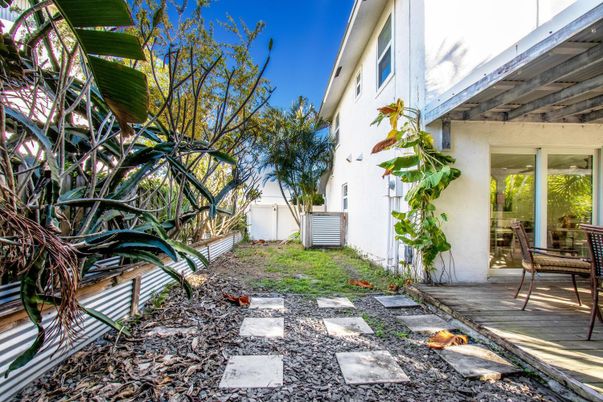 Backyard, Exterior