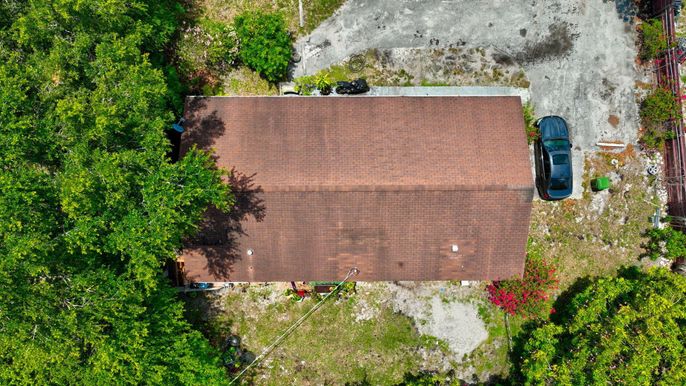 Exterior, Drone